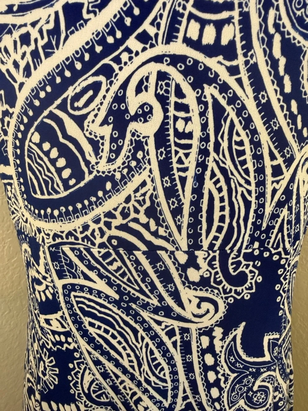 Enfocus Studio Blue and White Paisley V-Neck Midi Dress - Picture 5 of 9